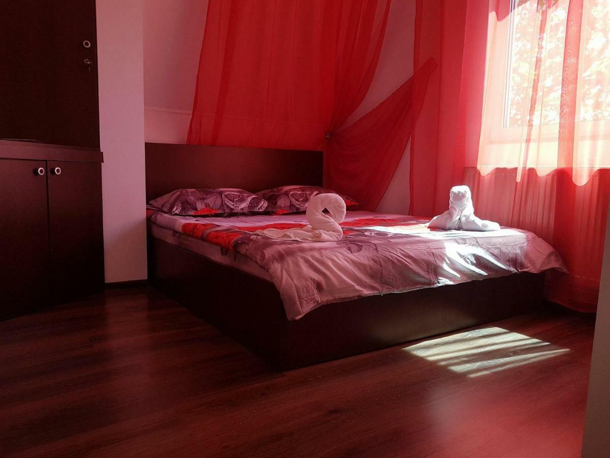 Eden Garden Sovata Villa ภายนอก รูปภาพ